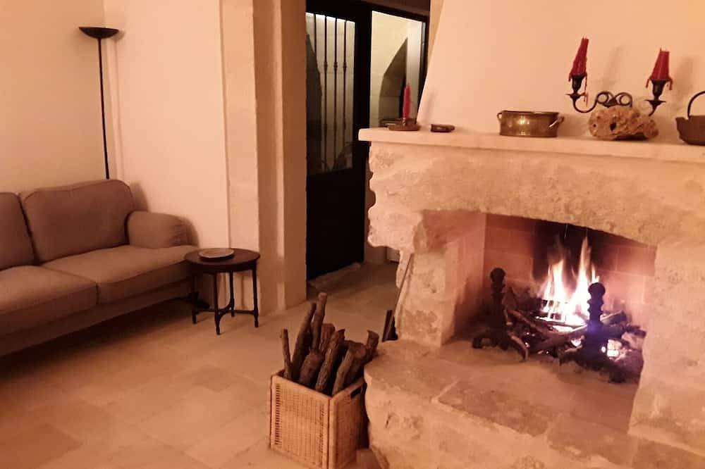 Villa  Serena, pierre de Tufo, piscine privée, vue panoramique, à 15' de la mer in Certosa, Ostuni