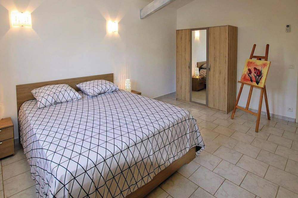 Gezellig huis met 3 slaapkamers in. in Mormoiron, Parc naturel régional du Mont-Ventoux