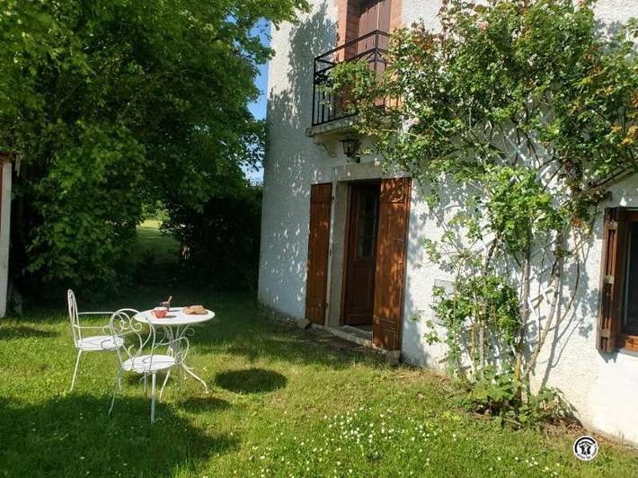 Location de vacances pour 6 personnes, avec Terrasse et Jardin à Saulon-la-Rue