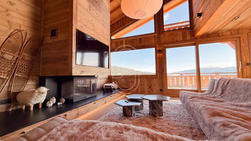 Chalet pour 12 personnes, avec jacuzzi et terrasse dans les Pyrénées
