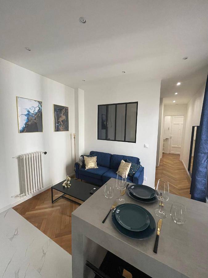 Gîte pour 2 personnes dans Gare de Nice ville