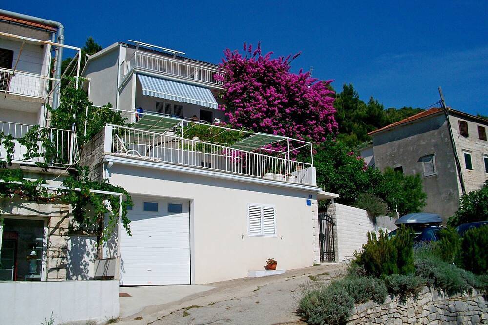 Ganze Wohnung, Ferienwohnung Ksenija (32561-A2) - Drvenik in Drvenik, Makarska Riviera