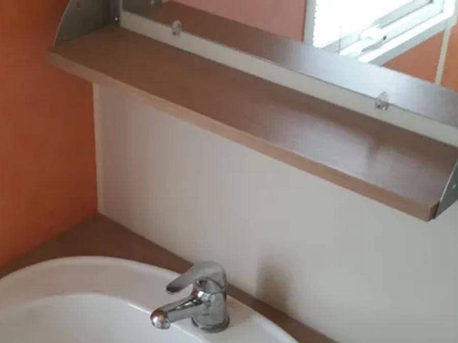 Camping Figurotta - Mobilhome 4 personnes - La Garigue 2 Ch Clim et Tv in Bizanet, Région de Narbonne