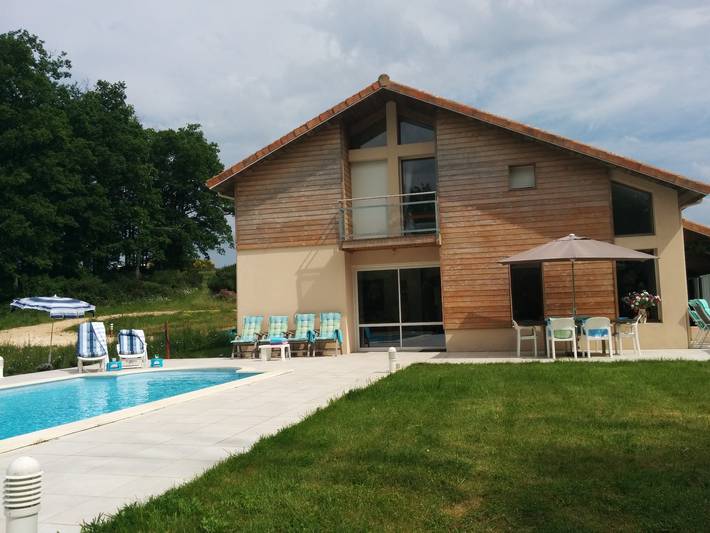 Gîte pour 7 personnes, avec Piscine à Écuras - 3