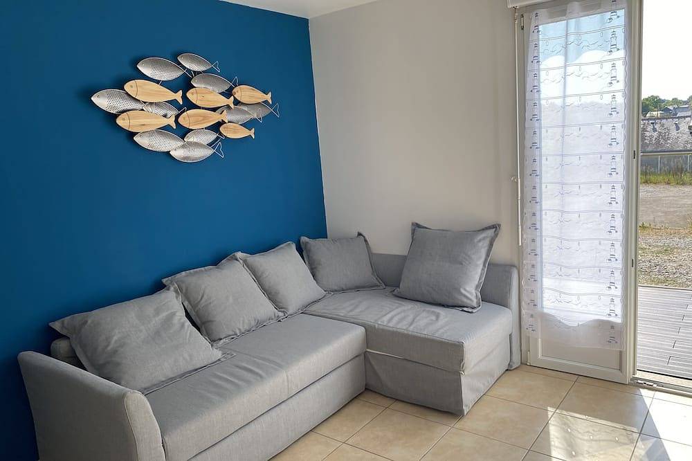 Appartement entier, Appartement 2 Pièces à 380 Mètres de la Plage et des Commerces in Saint-Marc-sur-Mer, Saint-Nazaire