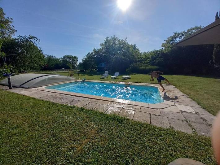Gîte pour 2 personnes, avec terrasse et piscine ainsi que jardin et vue dans Pouilly-sur-Vingeanne - 3