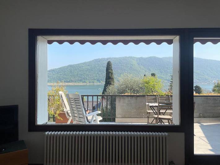Location de vacances pour 4 personnes, avec terrasse ainsi que vue et vue sur le lac, animaux acceptés à Sarnico - 3