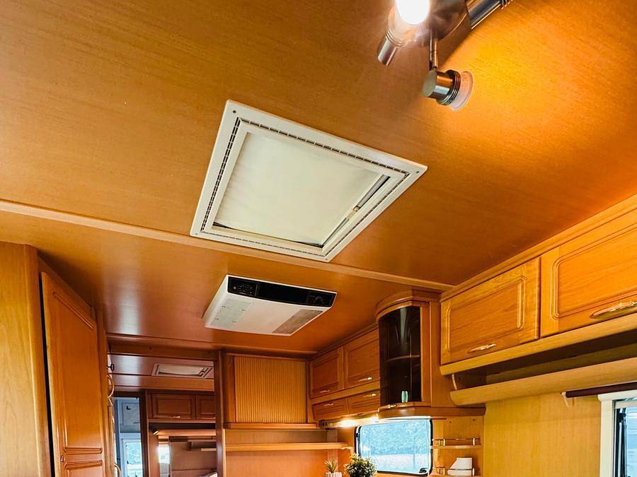 Camping Le Célé - Caravane 2 personnes - Rita in Saint-Sulpice (Lot), Parc Naturel Régional des Causses du Quercy