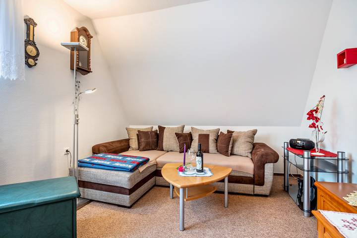 Appartement entier, Appartement 'Ferienwohnung Auf Der Insel Rügen' avec terrasse et jardin partagés in Bergen en Rügen, Bergen sur l'île de Rügen et ses environs