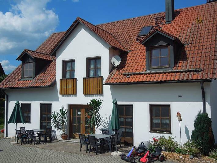 Ganze Ferienwohnung, Ferienwohnung Scherr - Ferienwohnung Wiesengrund in Neunburg vorm Wald, Naturpark Oberpfälzer Wald