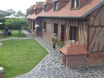Chambre d’hôte pour 2 personnes, avec jardin dans Thieulloy-l'Abbaye