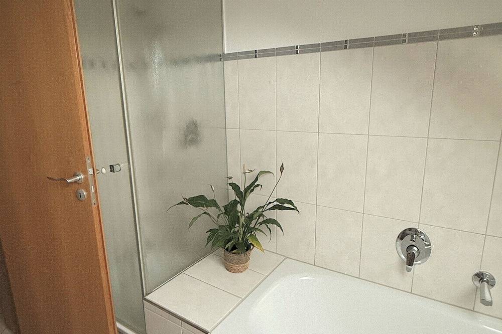 Ganze Wohnung, Thaddes Ferienwohnung in Wolfegg, Region Bodensee-Oberschwaben