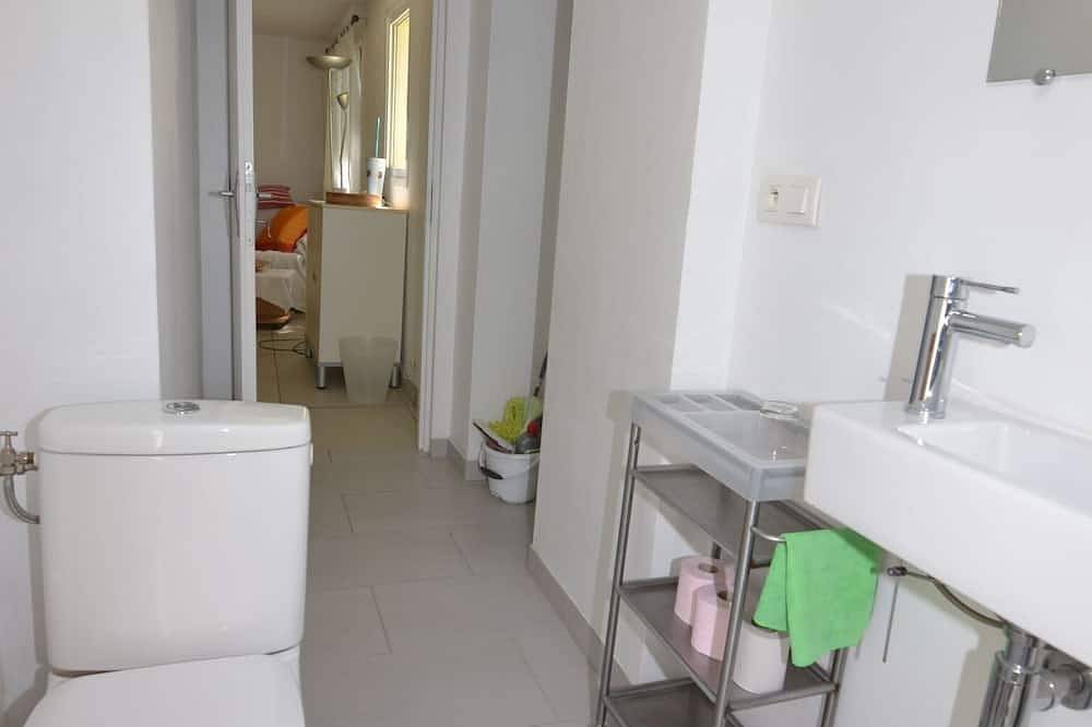 Ganze Wohnung, Die kleine Zikade in Cesseras, Béziers und Umgebung