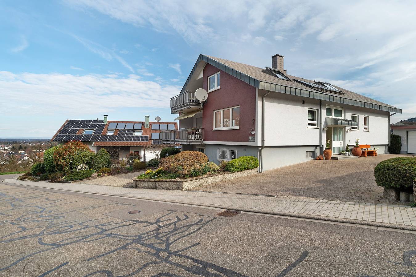 Ganze Wohnung, Ferienwohnung Landhaus" mit privater Terrasse, Gemeinschaftsgarten und Wi-Fi in Obersasbach, Sasbach