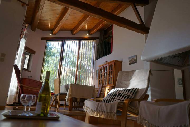 Casa Vacanze 'Les Lavandes' con Piscina in Condivisione in Fontarèches, Nimes e dintorni