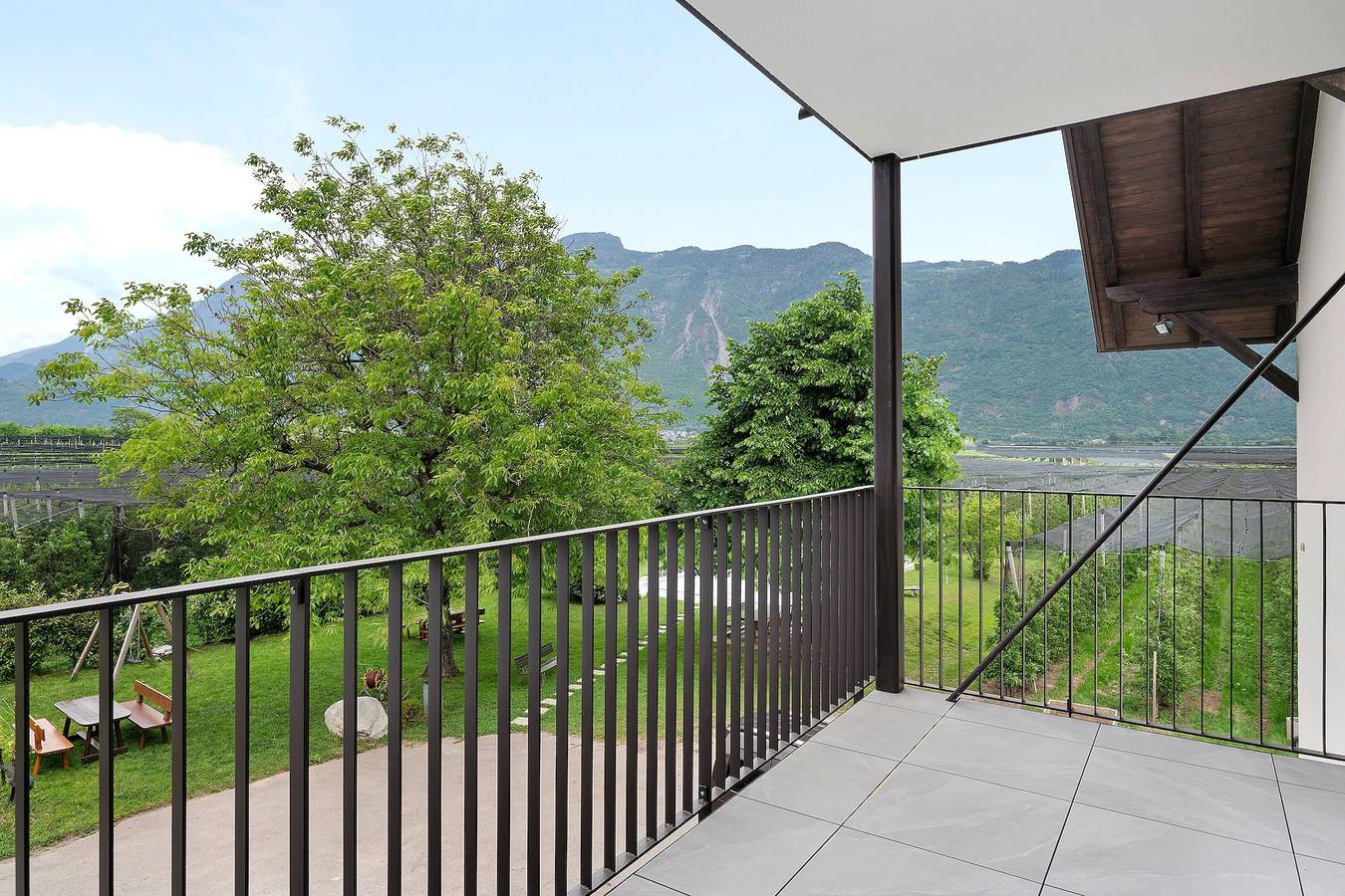 Ganze Wohnung, Apartment 'Red Delicious' mit Bergblick & großem Balkon in Niederlana, Lana