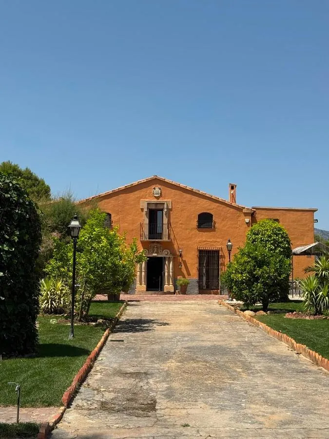 Hotel para 2 personas, con vistas además de jardín y piscina - 1
