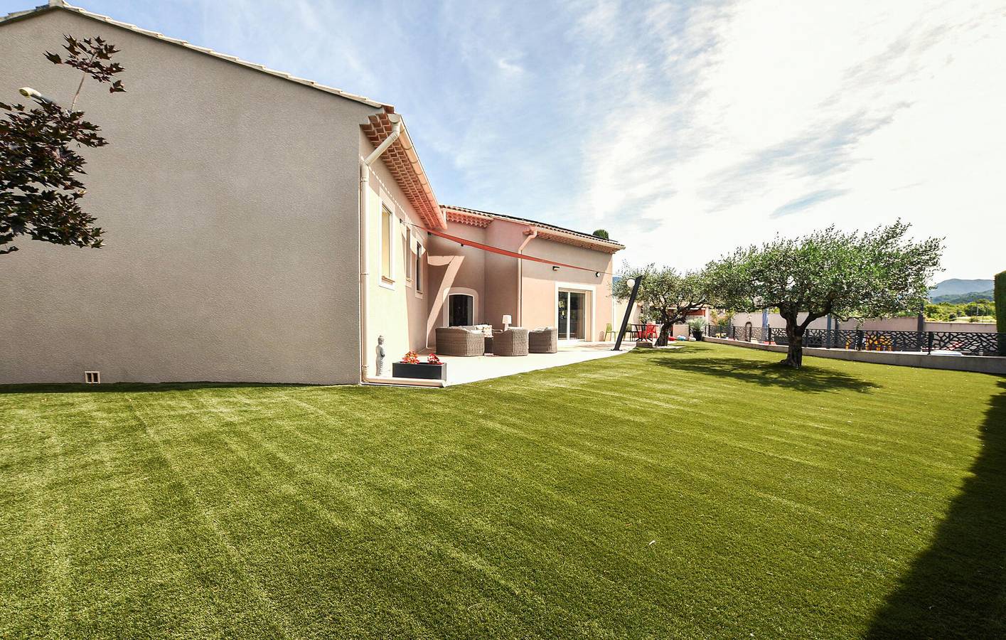 Apartamento con vistas a la montaña, piscina y wifi - A 1,5 km del centro de Valréas in Valréas, Enclave de Valreas
