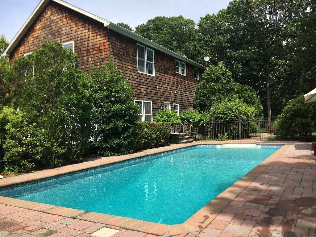 Neues Haus. Luxus 6 Bd, 5 Bth, Beheizter Pool, Spiele, Fahrräder, Private Cul-de-Sac in Westhampton Beach, Hamptons