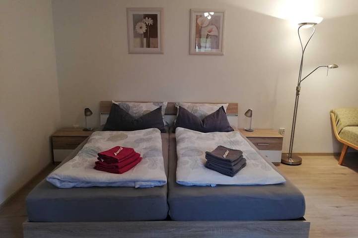 Ferienwohnung für 4 Personen, mit Garten und Balkon in Gräfenberg - 2