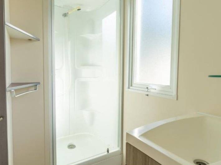 Mobil home pour 7 personnes, avec piscine et terrasse dans Etang De Soustons - 4