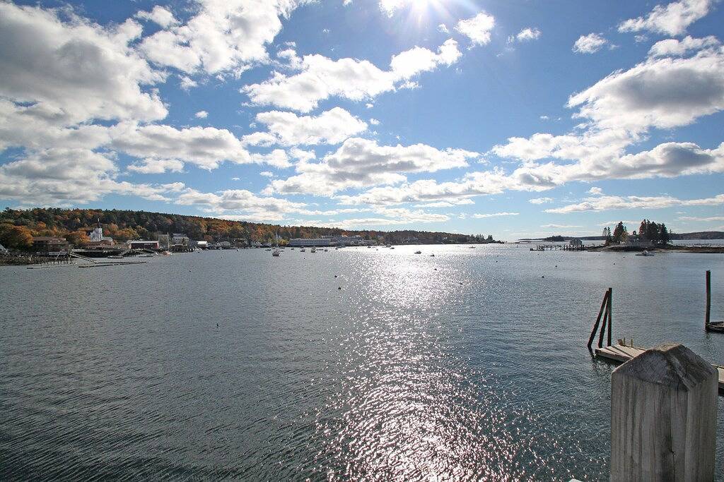 Ganze Wohnung, Nur wenige Schritte vom All-Harbour View Apartment im Herzen der Innenstadt von Boothbay Harbor entfernt. in Boothbay Harbor, Lincoln County (Maine)