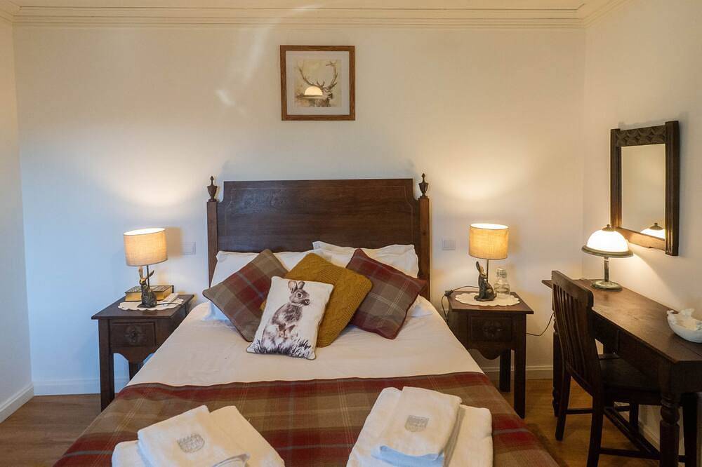 Assento Gerês | Grand Eco-Retreat - jacuzzi views in Lindoso, Gerês