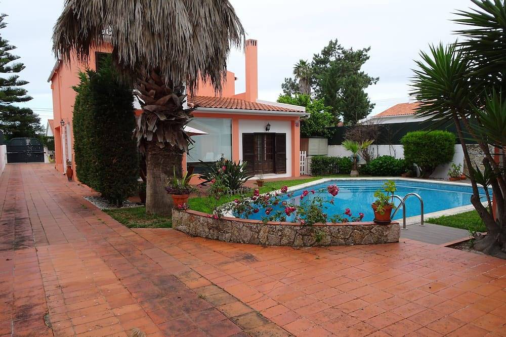 Villa Pinhal privaten Pool-10min von Portinho da Arrábida Strand- Free Wifi in Setúbal, Naturpark Arrábida
