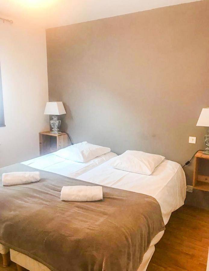 Appartement de vacances pour 4 personnes, avec Balcon et Terrasse ainsi que Jardin et Vue