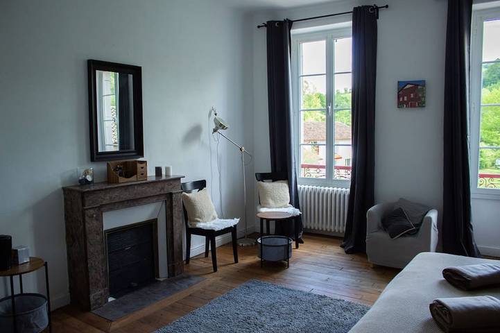 Location de vacances pour 22 personnes, avec Terrasse ainsi que Jardin et Sauna à Saint-Étienne-de-Baïgorry - 3