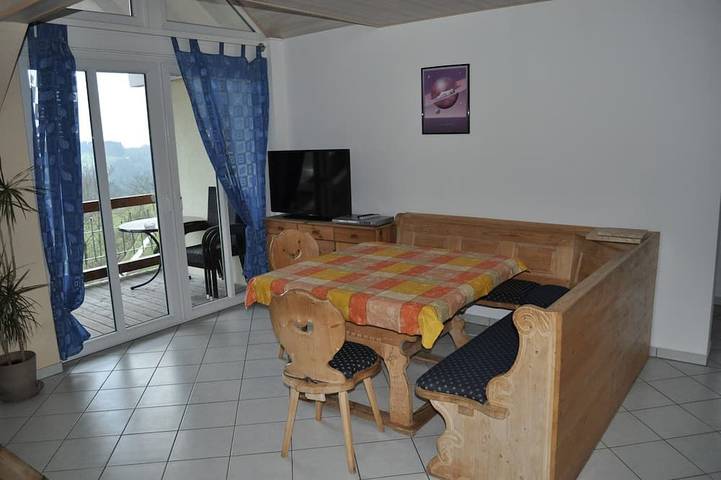 Ferienhaus für 2 Personen, mit Balkon und Garten - 1