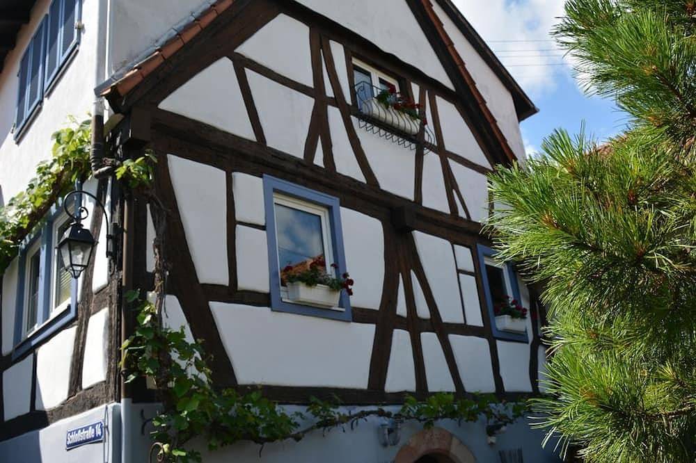 Ferienhaus 1534 - Ferienhaus, Dusche und Bad, Wc, 2 Schlafräume in Hambach (Neustadt), Neustadt an der Weinstraße