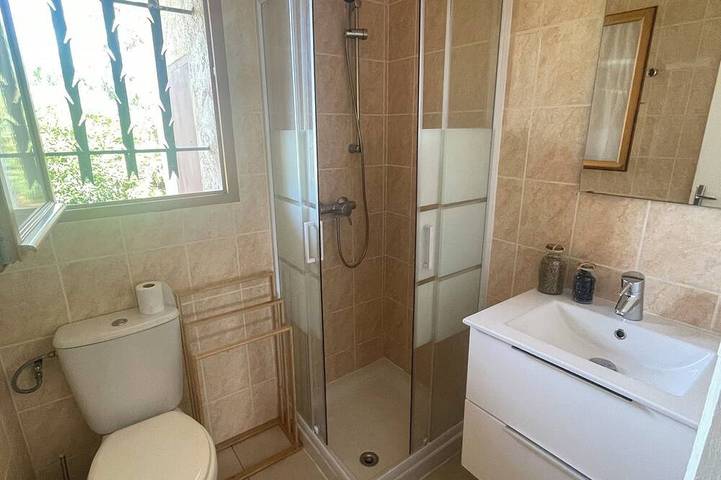 Appartement entier, Charmant 2 pièces avec jardinet et terrasse in Calenzana, Région de Calvi