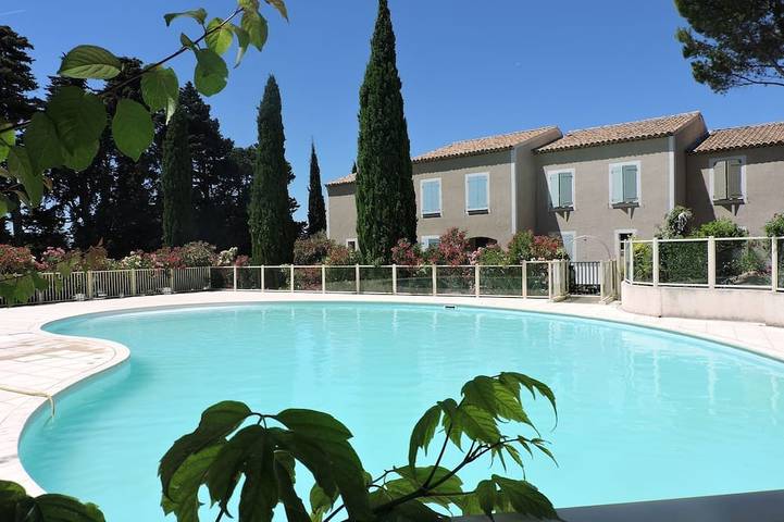 Gîte pour 6 personnes à Sainte-Cécile-les-Vignes