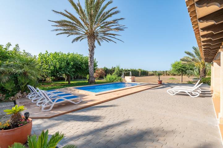 Finca für 7 Personen, mit Garten in Campos - 2
