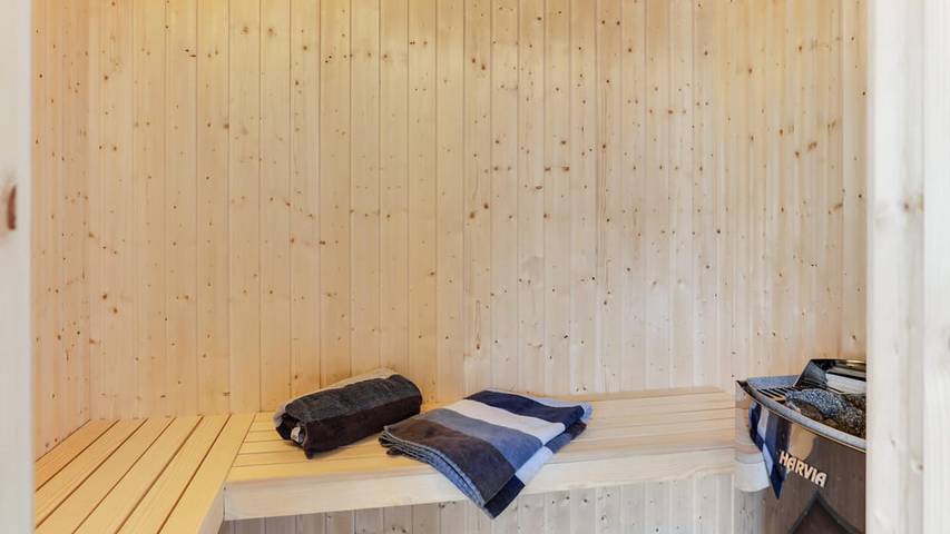 Ferienhaus für 24 Personen, mit Terrasse und Garten sowie Sauna in Råbylille Strand - 3