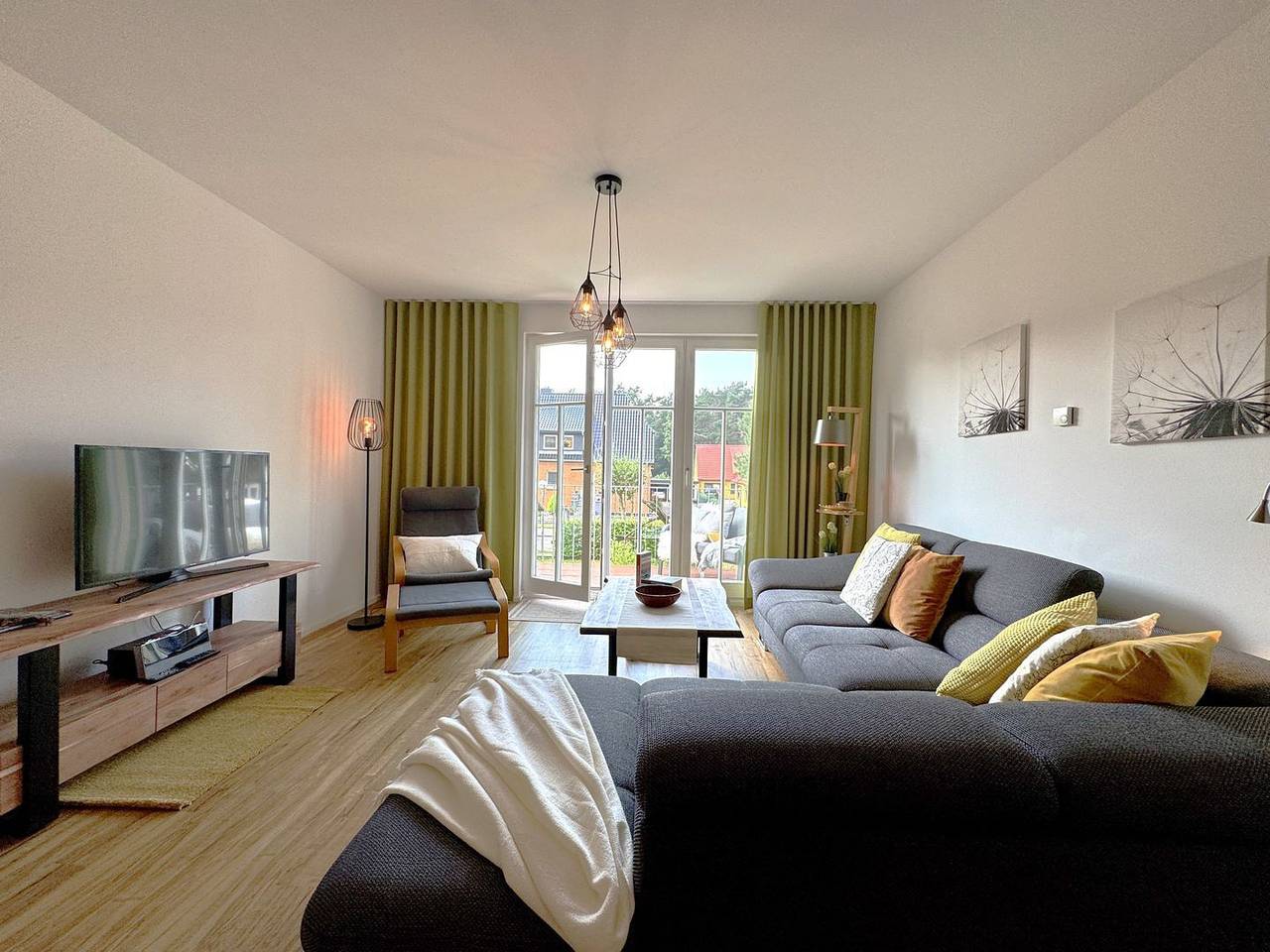 Ganze Wohnung, Komfortables Appartement mit Süd-Balkon für bis zu 4 Personen in Dierhagen Strand, Dierhagen