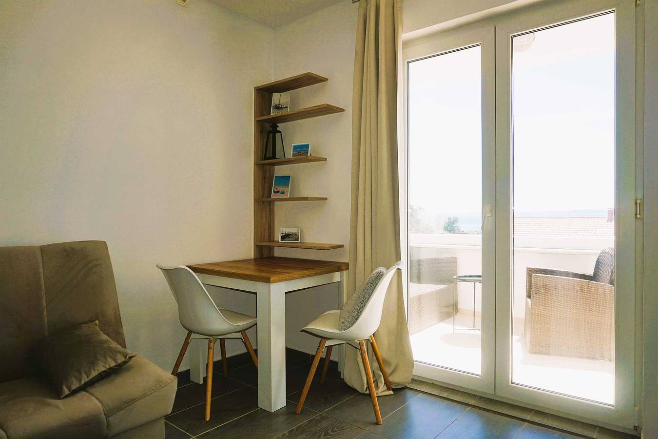 Ganze Wohnung, A6 Studio Apartment Una für 2+2 Gäste, Privlaka in Privlaka, Zadar