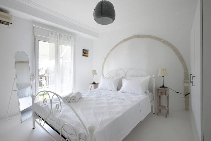 Ganze Wohnung, Ano Patisia, A 5th Floor Fully Renovated Penthouse in Zentral-Athen, Athen