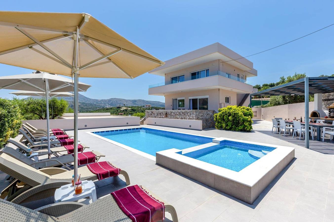 Villa für 8 Personen mit Garten in Almyrida, Chania und Umgebung