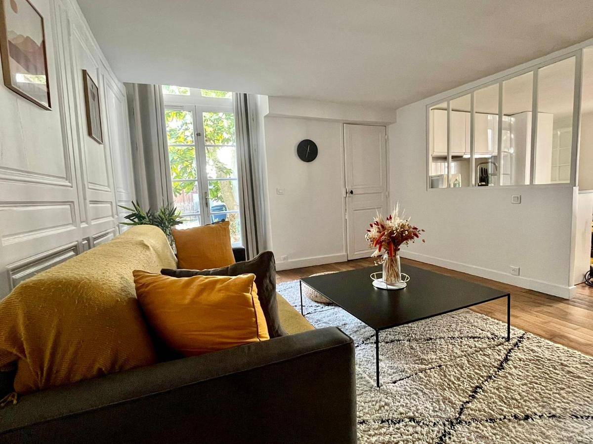 Appartement entier, L'Orangerie Royale - À côté du Château de Versailles et proche gares Paris in Versailles, Yvelines