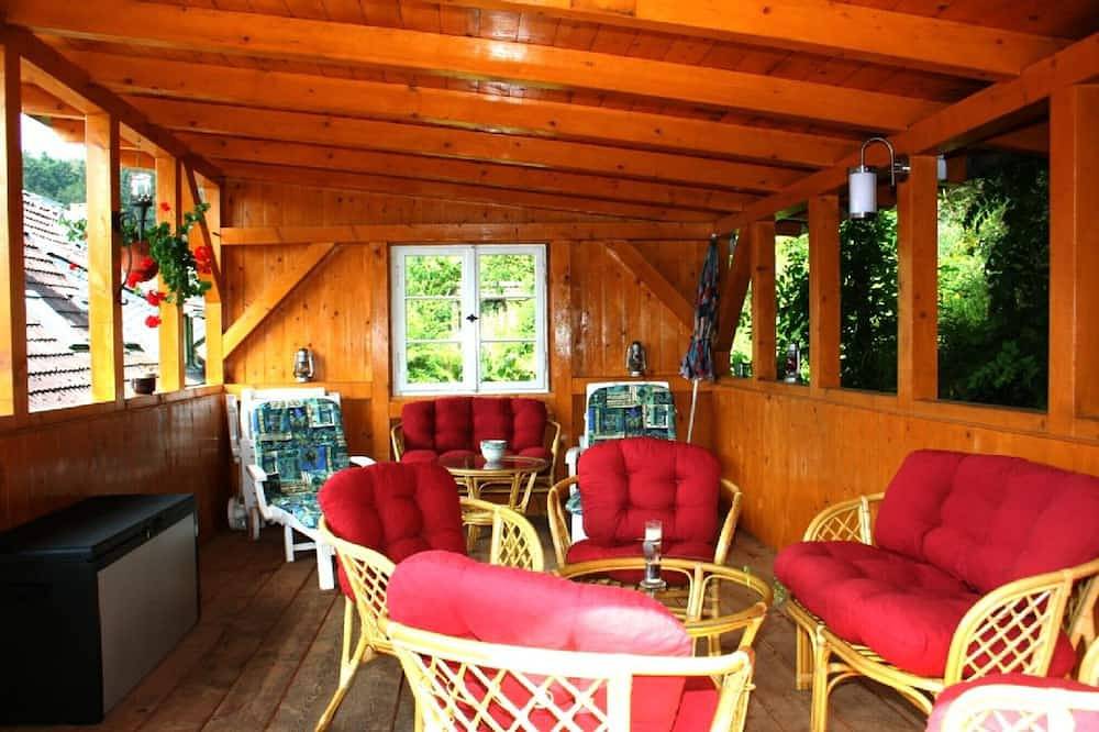 Ganze Wohnung, Fewo 1 im Blockhausstil im Luftkurort Altenbrak Harz mit Wellnessoase in Altenbrak, Thale