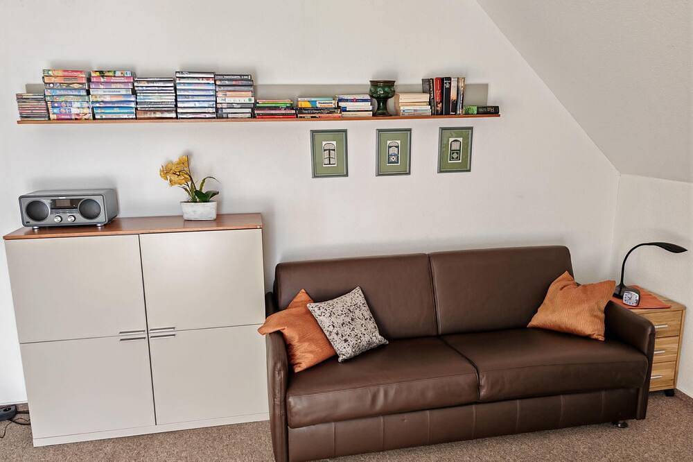 Ganze Wohnung, Ferienwohnung mit Balkon in Pinnow, Ludwigslust-Parchim