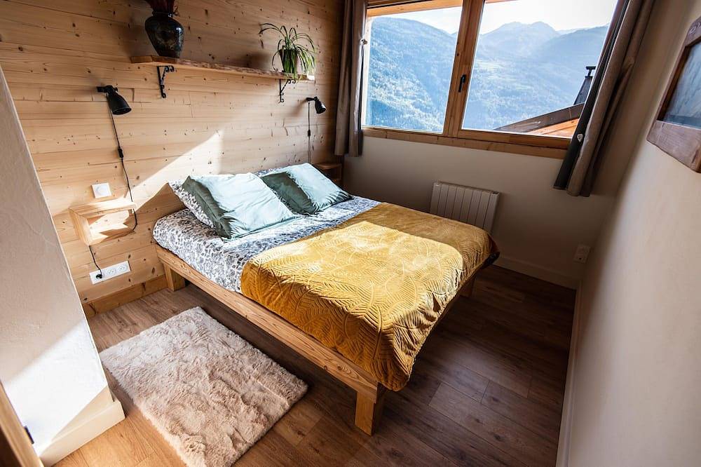 Chalet de Standing facing the mountains in La Côte-d'Aime, La Plagne-Tarentaise