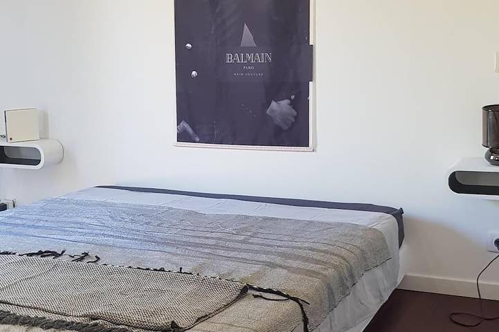 Location de vacances pour 10 personnes, avec jacuzzi ainsi que terrasse et jardin dans Plage du Ruppione - 2