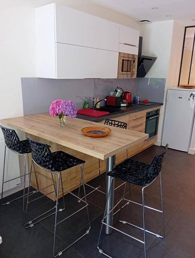 Location de vacances pour 4 personnes, avec jardin ainsi que vue et piscine dans Golf Saint-Laurent - 2