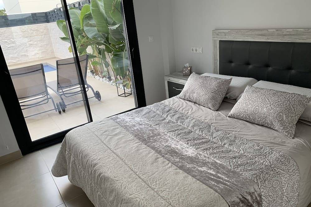 Récente Villa Luxueuse avec sa Piscine Privée in Rojales, Costa Blanca