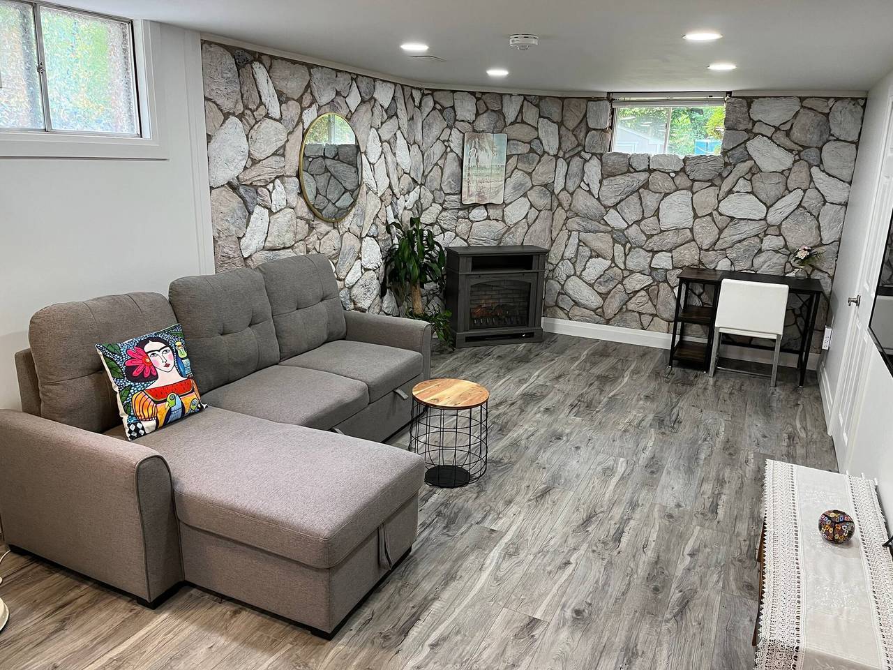 Adorable 1 Bedroom Suite With Kitchen & Fireplace in Region of Waterloo