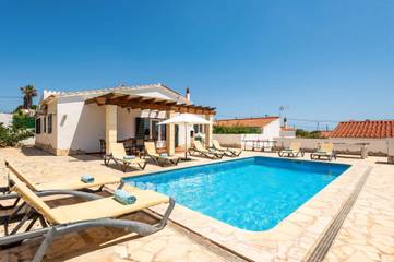 Villa in Alaior Gemeinde, Menorcas Küste für 8 