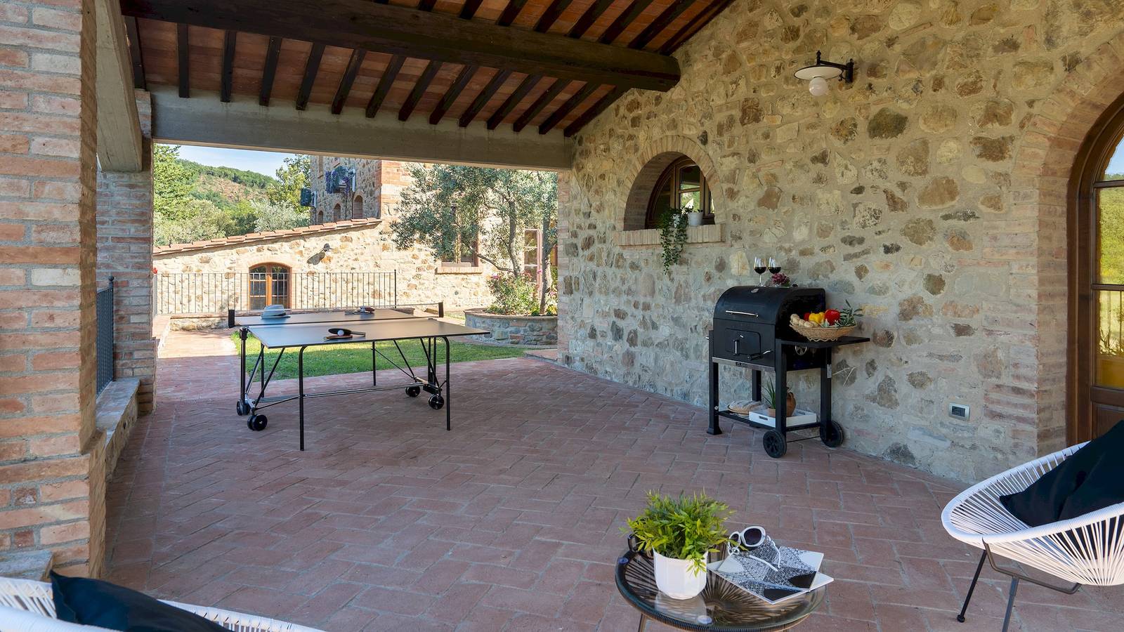 Villa für 10 Personen mit Whirlpool in Pomarance, Riserva Naturale di Monterufoli